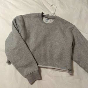 Aritzia TNA Cozy Fleece Cropped Sweatshirt